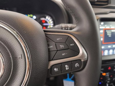 Jeep Renegade 1.3 T4 190CV PHEV 4xe AT6 Limited (15)