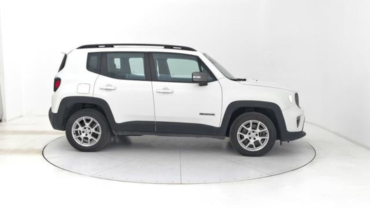 Jeep Renegade 1.3 T4 190CV PHEV 4xe AT6 Limited (6)