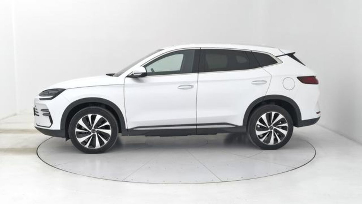 Byd Seal U DM-i 1.5 phev Comfort 2wd (2)