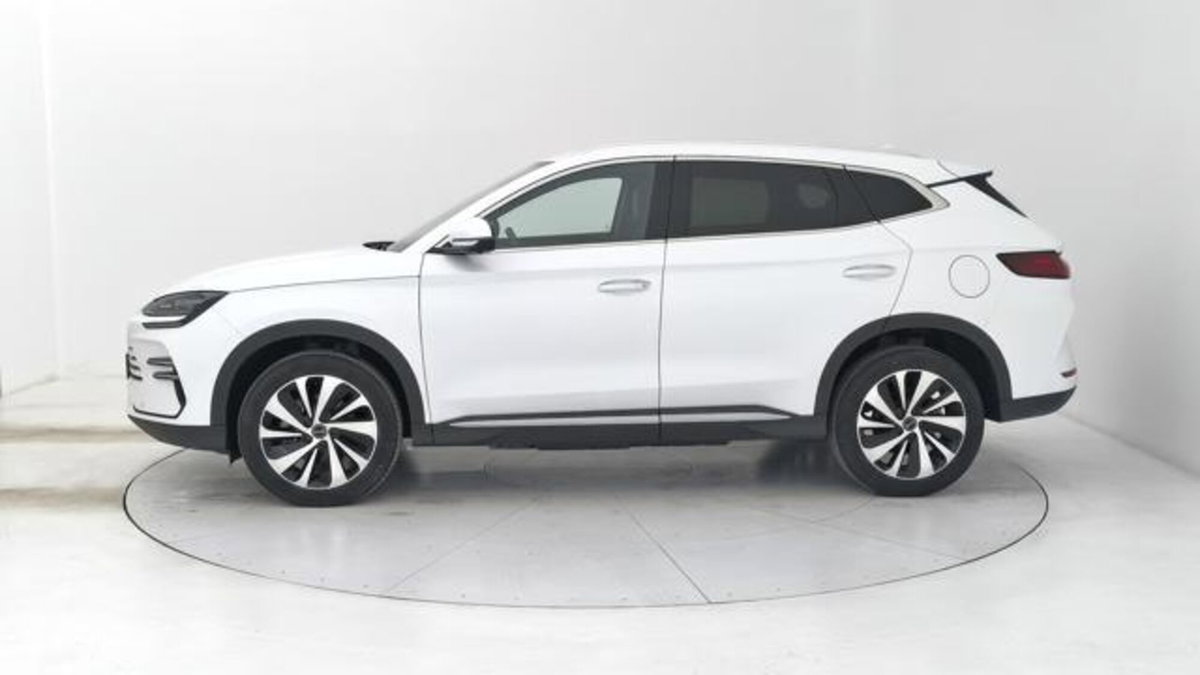 Byd Seal U DM-i 1.5 phev Comfort 2wd (2)