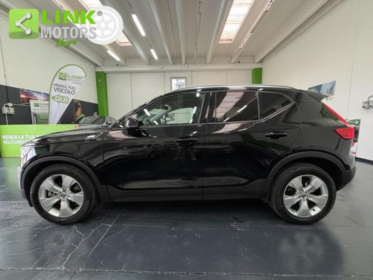 Volvo XC40 D3 AWD Momentum (2)