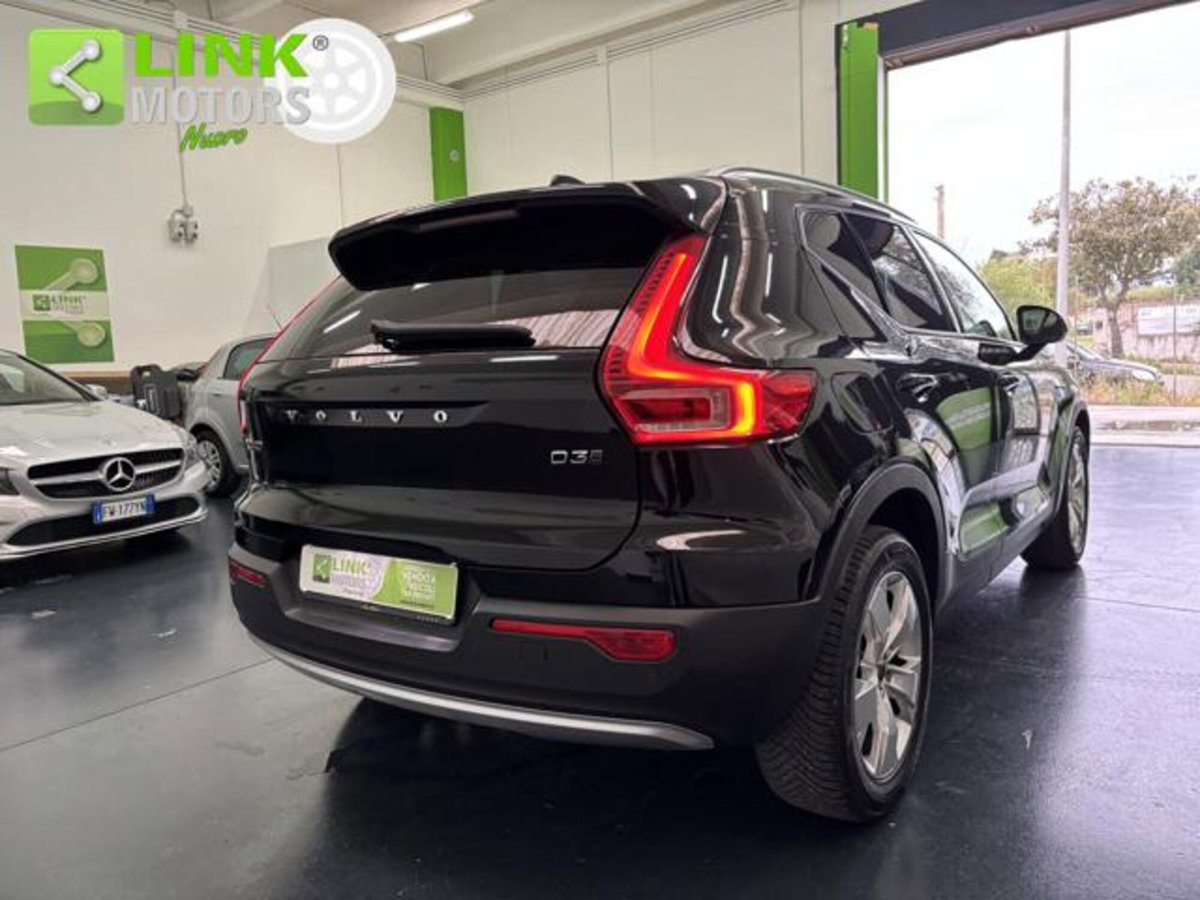 Volvo XC40 D3 AWD Momentum (5)