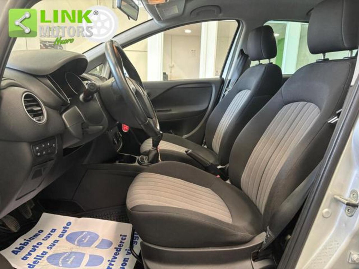 Fiat Punto 1.3 MJT II S&S 95 CV 5 porte Lounge (10)
