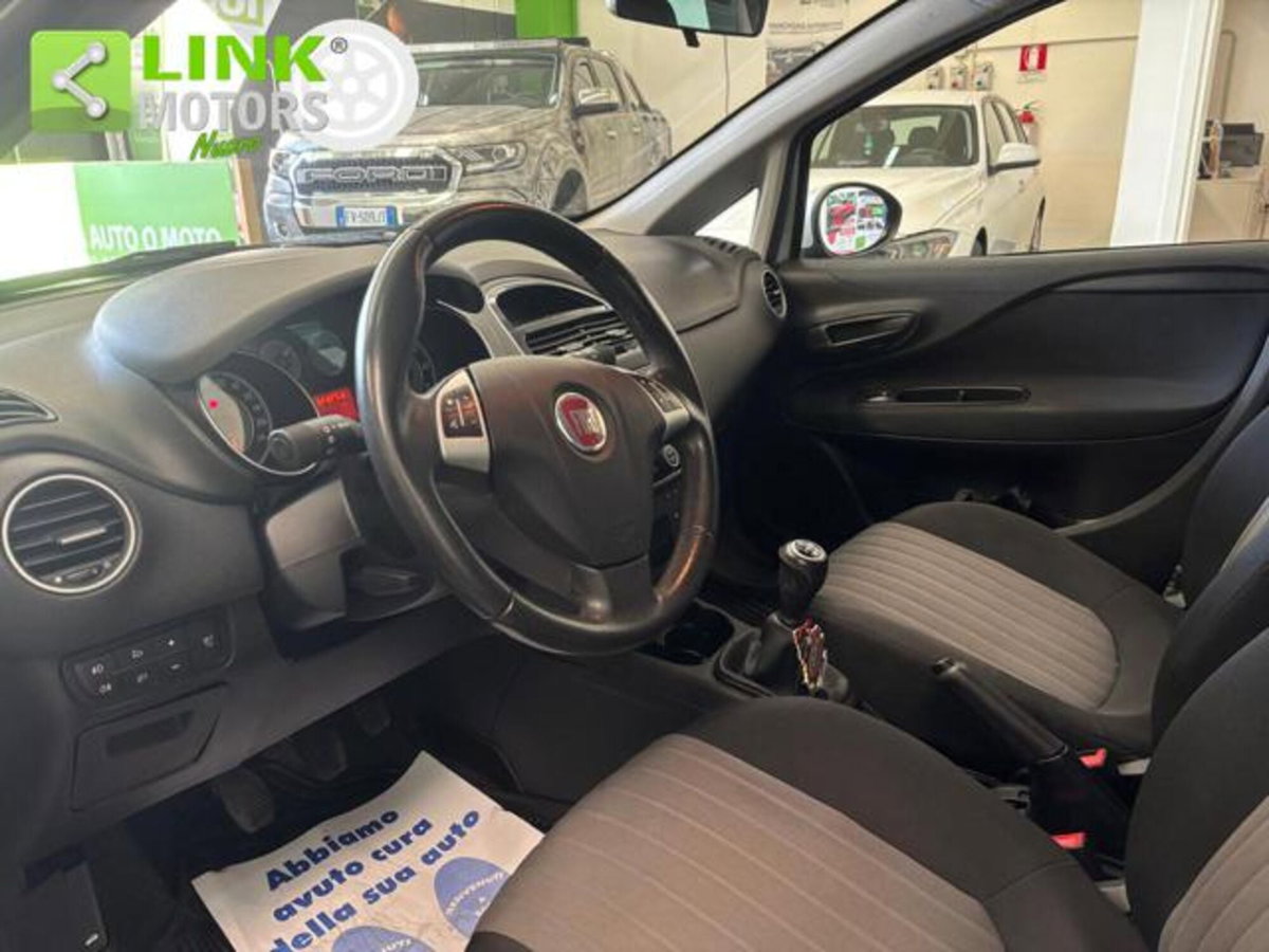 Fiat Punto 1.3 MJT II S&S 95 CV 5 porte Lounge (9)