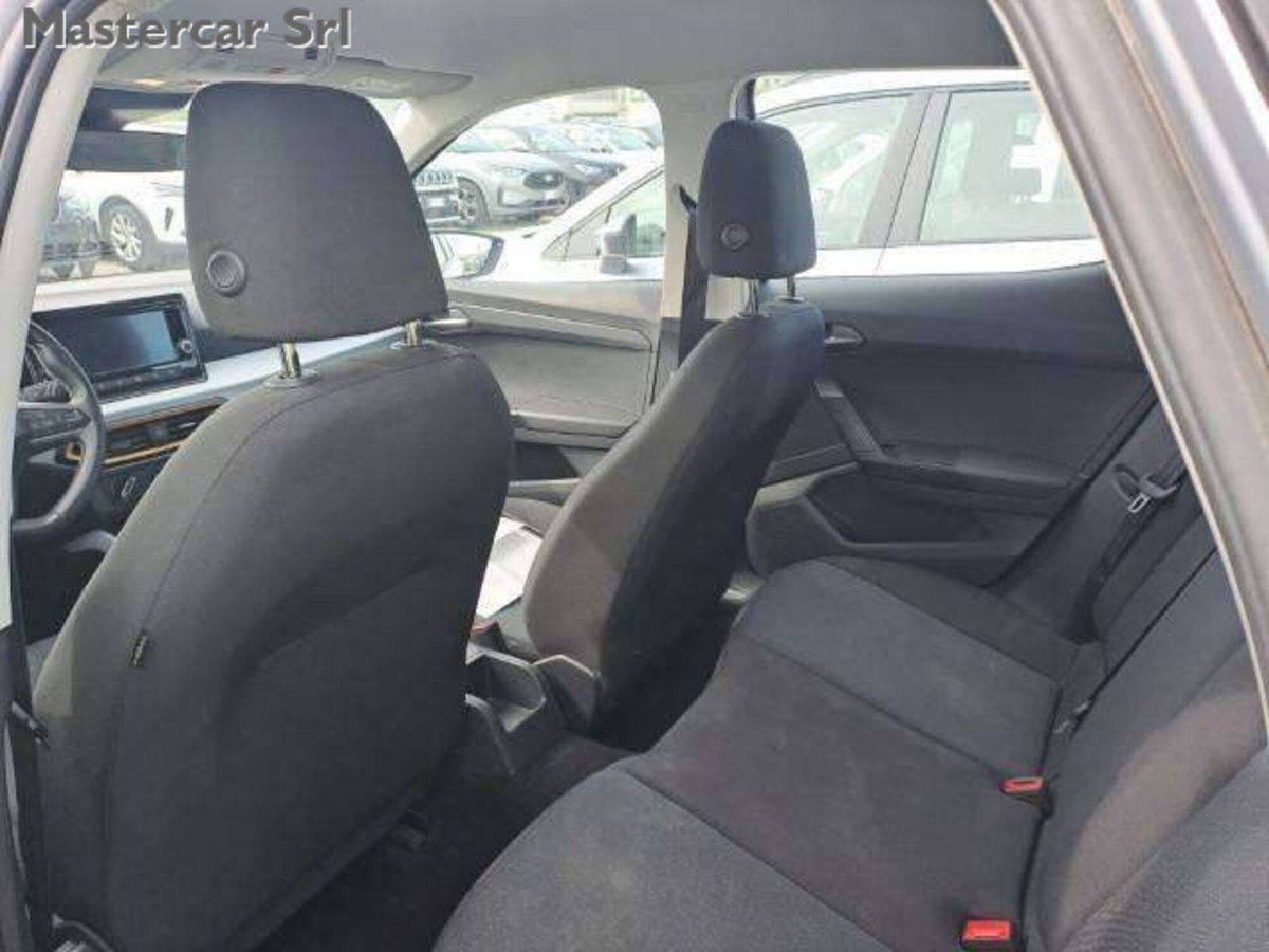SEAT Arona 1.0 ecotsi Style 95cv (10)