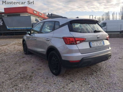 SEAT Arona 1.0 ecotsi 95cv (4)