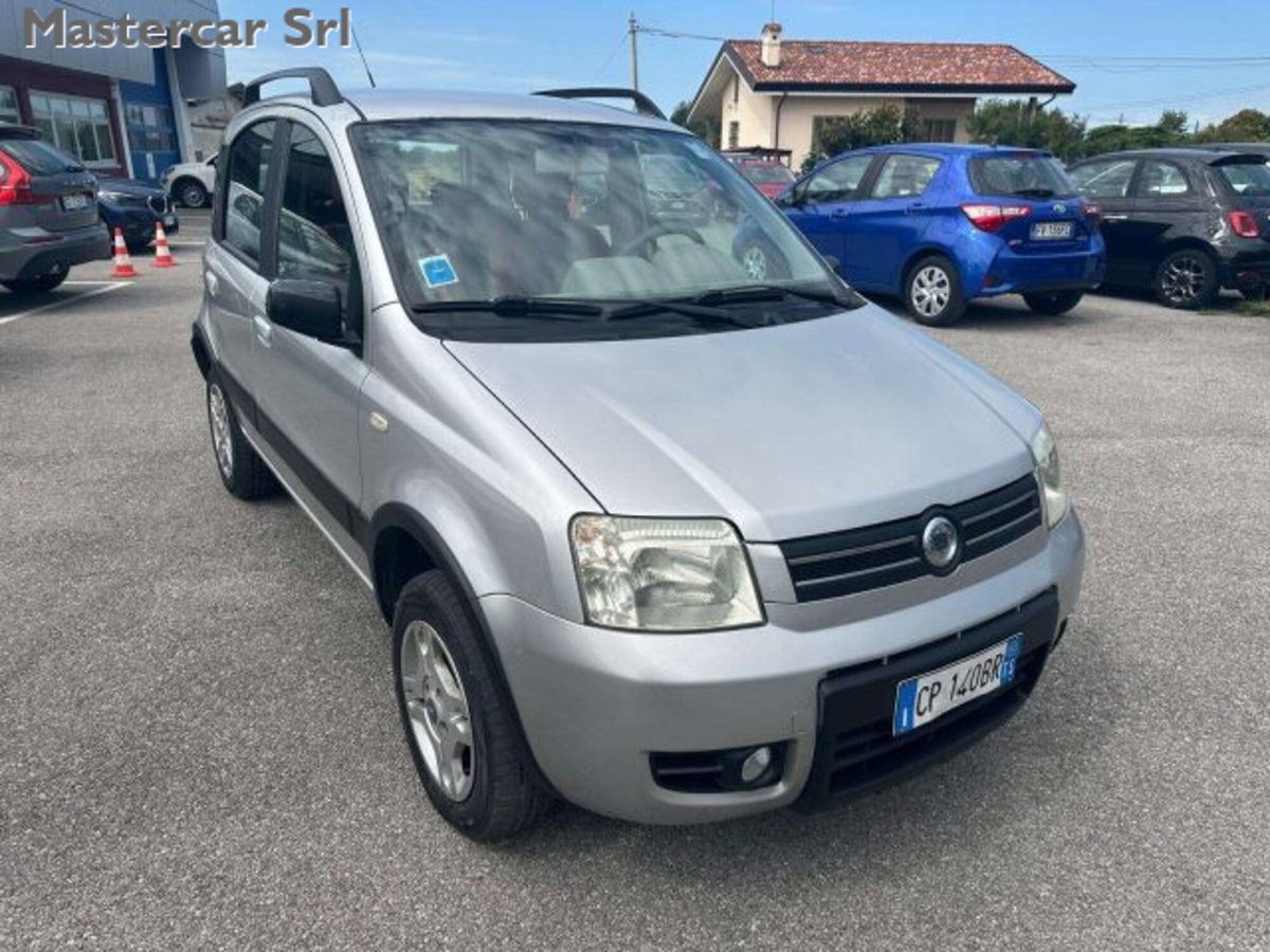 Fiat Panda 1.2 4x4 Climbing (2)