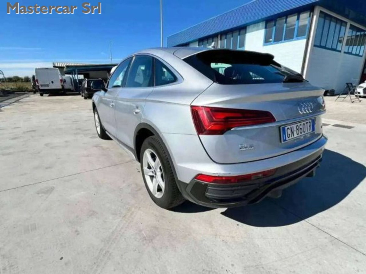 Audi Q5 Sportback Sportback 40 2.0 tdi mhev 12V quattro s-tronic (5)