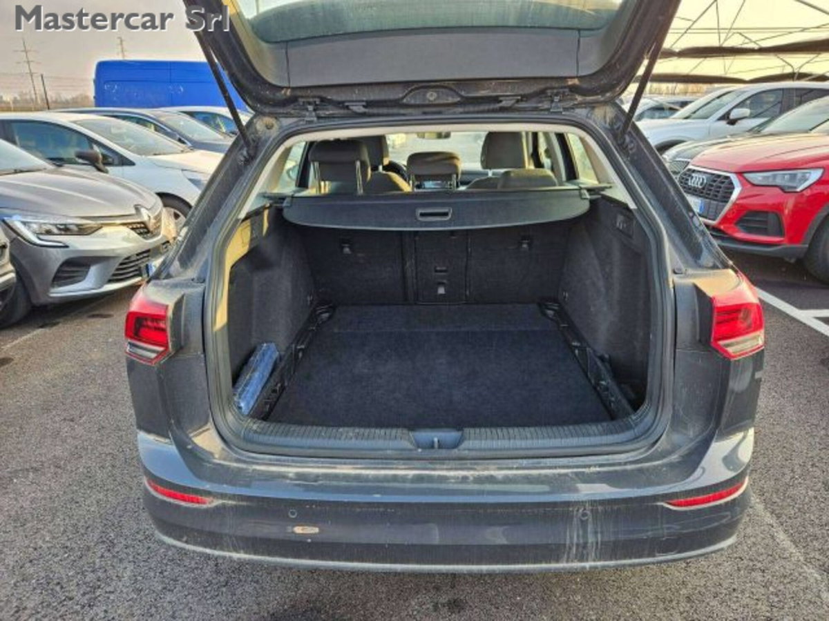 Volkswagen Golf Variant 1.0 TSI EVO Life (17)