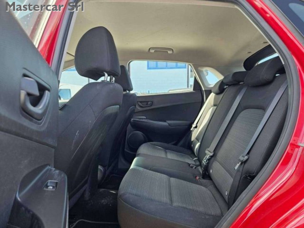 Hyundai Kona 1.6 CRDI 115 CV Classic (14)