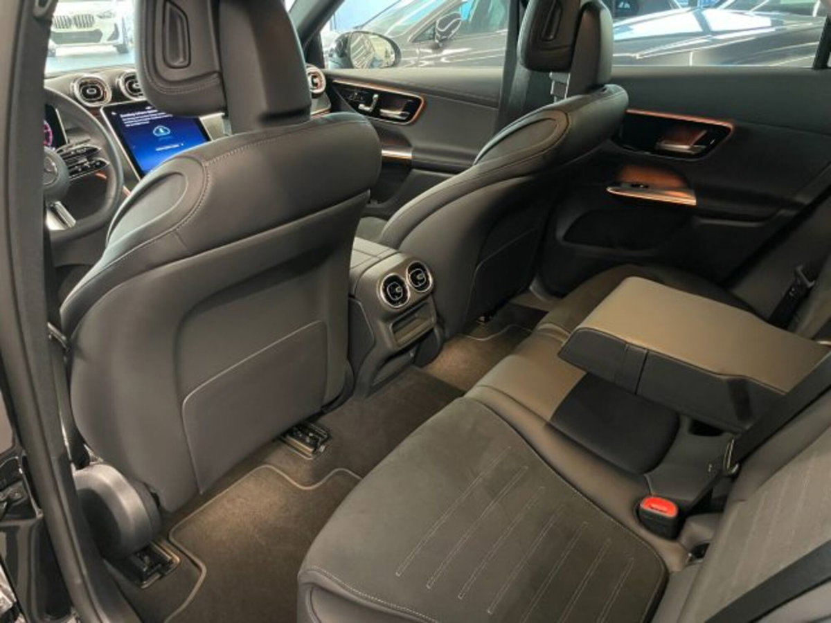 Mercedes-Benz GLC 220 d 4Matic Mild Hybrid AMG Premium Plus (20)