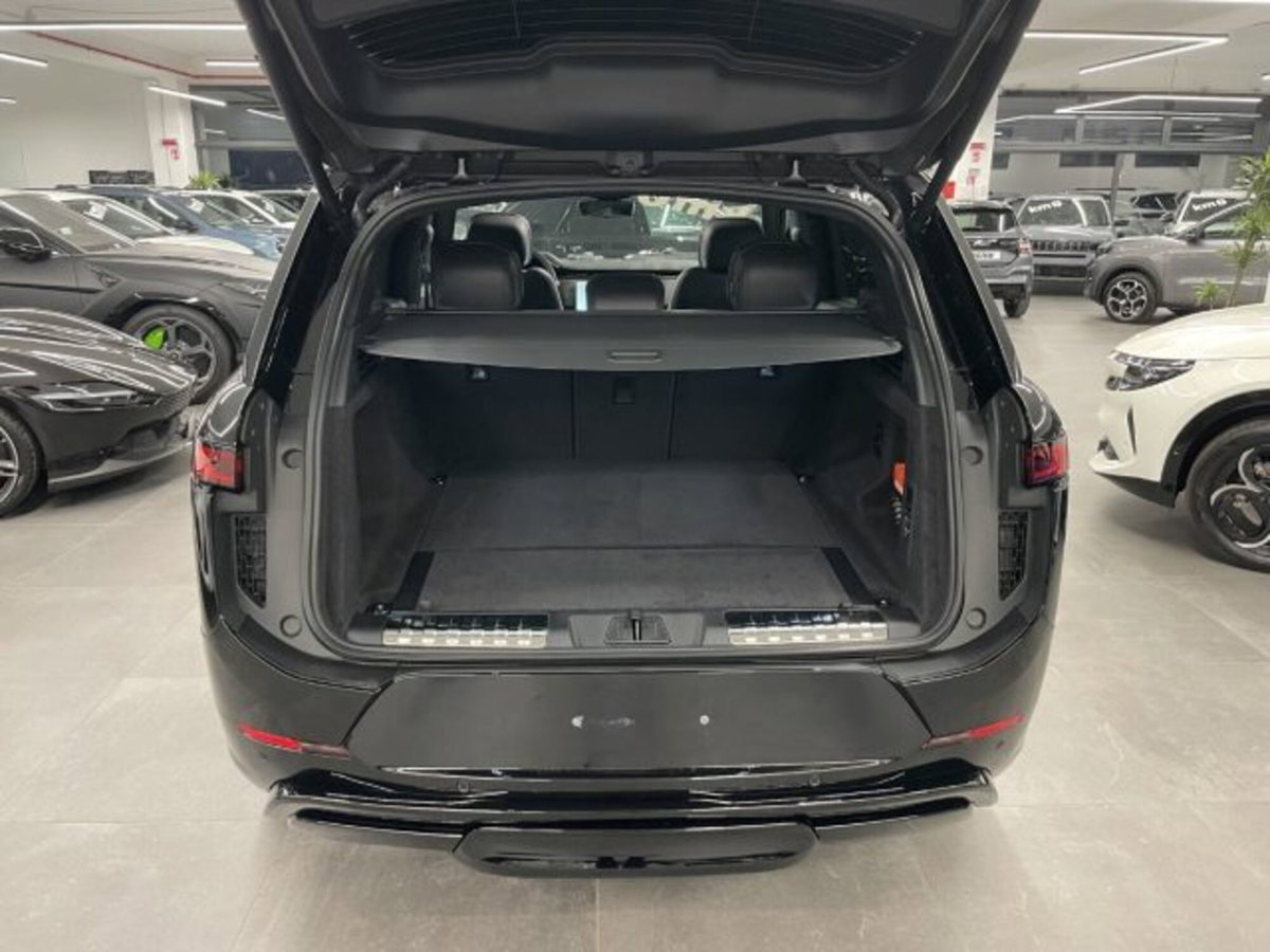 Land Rover Range Rover Sport 3.0D l6 300 CV HSE Dynamic Stealth (20)