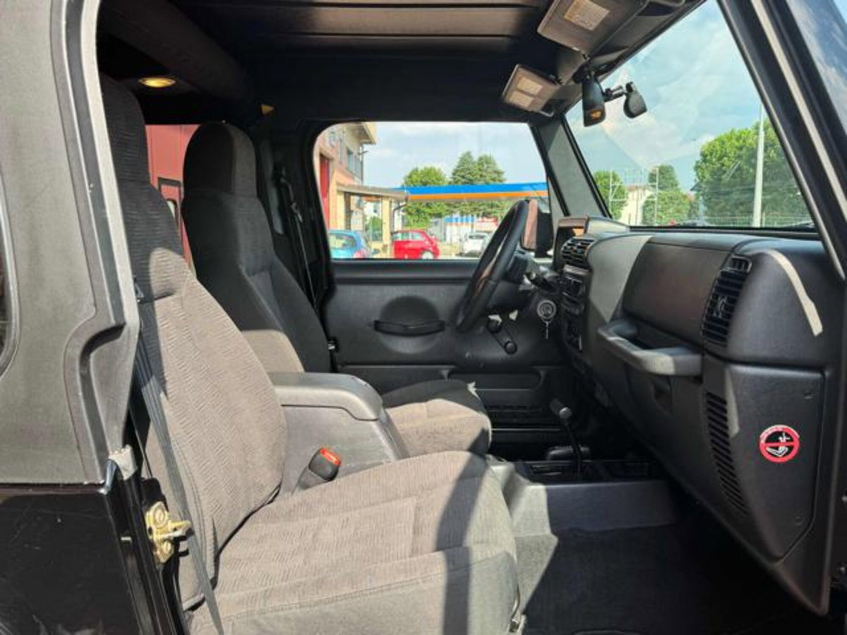 Jeep Wrangler 4.0 cat Connection (7)