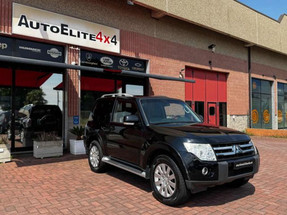 Mitsubishi Pajero 3.2 DI-D 16V aut. 3p. Instyle DPF (14)
