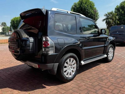 Mitsubishi Pajero 3.2 DI-D 16V aut. 3p. Instyle DPF (5)