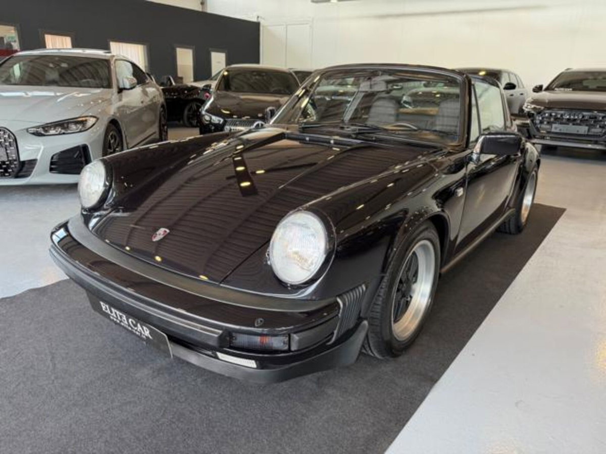 Porsche 911 Cabrio Carrera 3.2 Targa