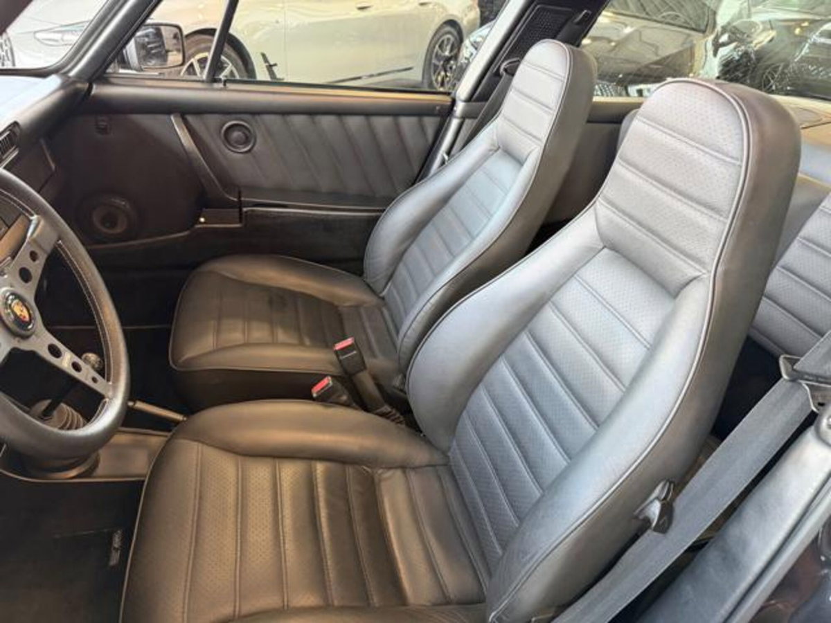 Porsche 911 Cabrio Carrera 3.2 Targa (12)