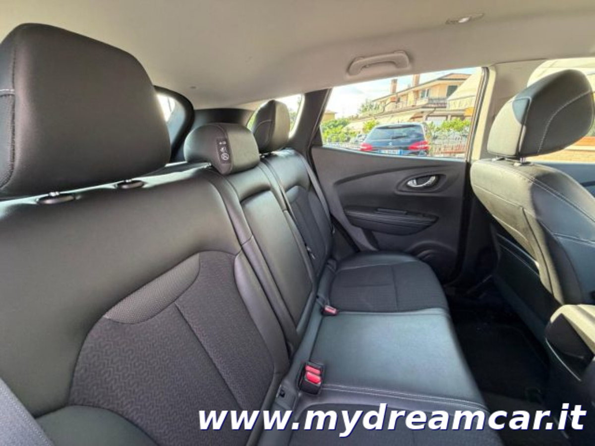 Renault Kadjar 8V 110CV EDC Energy Intens (18)