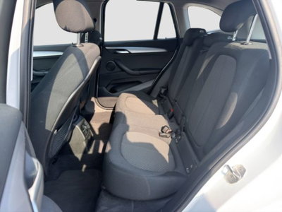 BMW X1 sDrive18d Advantage (11)