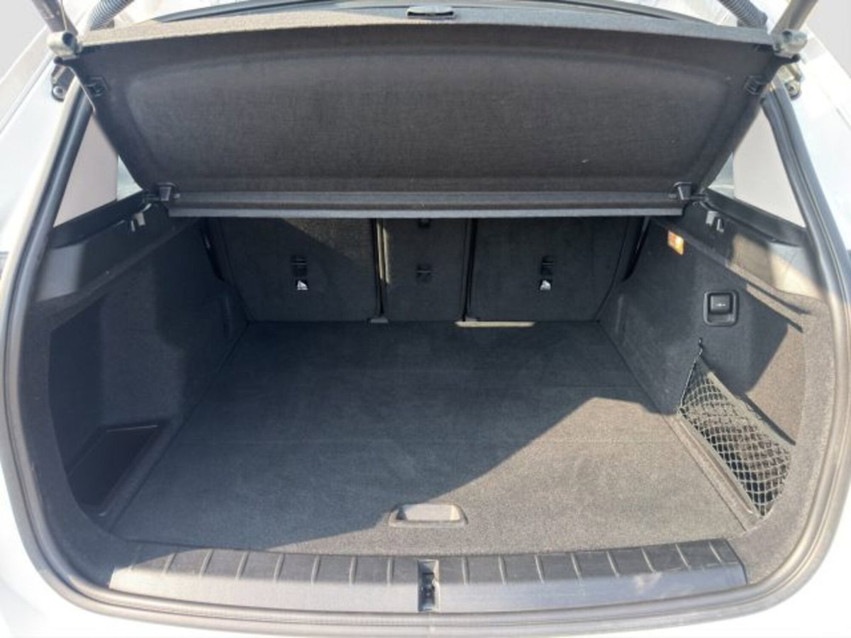 BMW X1 sDrive18d Advantage (14)