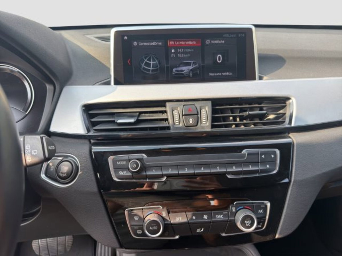 BMW X1 sDrive18d Advantage (17)