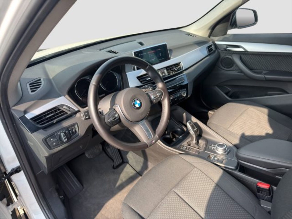 BMW X1 sDrive18d Advantage (9)