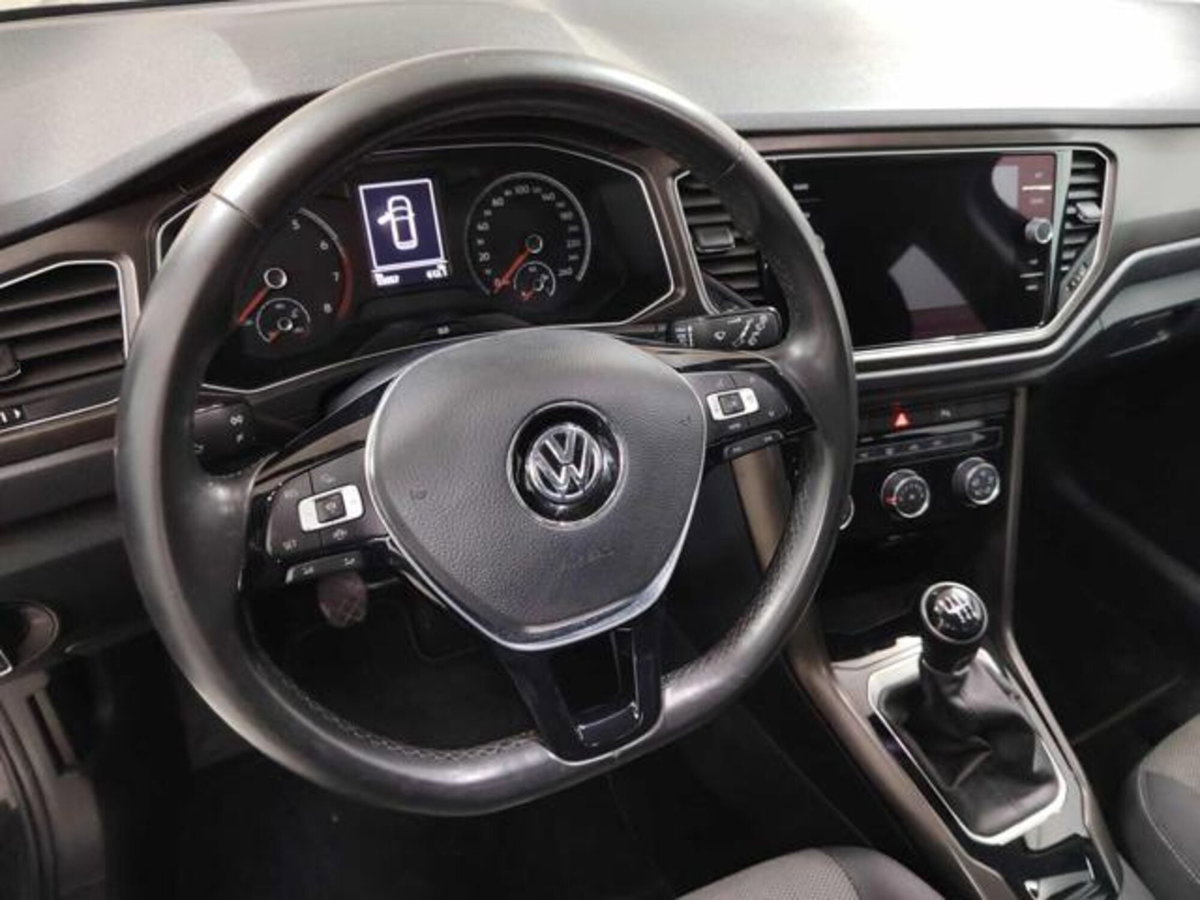 Volkswagen T-Roc 1.0 tsi Style 115cv (7)