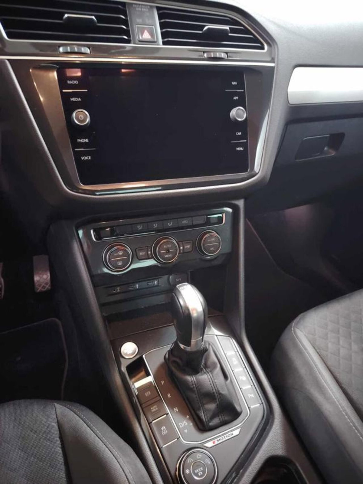 Volkswagen Tiguan Allspace 2.0 TDI SCR DSG 4MOTION Advanced BMT (6)