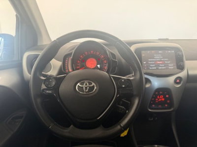 Toyota Aygo 1.0 VVT-i 69 CV 5 porte x-wave (10)