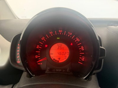 Toyota Aygo 1.0 VVT-i 69 CV 5 porte x-wave (12)