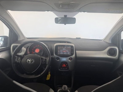 Toyota Aygo 1.0 VVT-i 69 CV 5 porte x-wave (9)