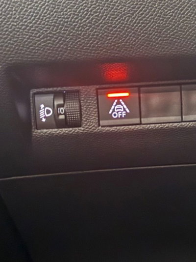Peugeot 208 1.2 puretech Active s&s 75cv (17)