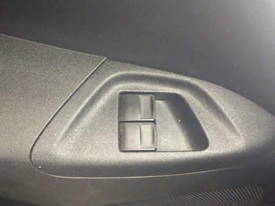 Peugeot 108 82 5 porte Active (15)