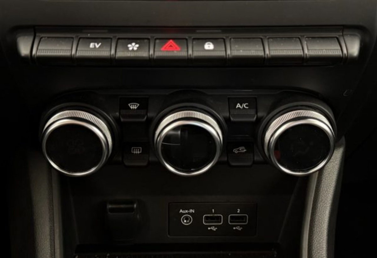Renault Captur Full Hybrid E-Tech 145 CV Techno (14)