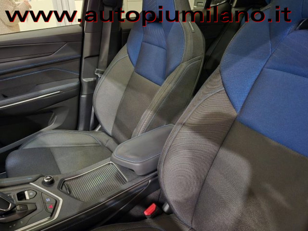 Lynk & Co 01 01 1.5 td phev (9)