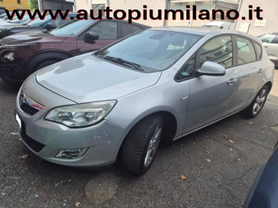 Opel Astra 1.4 100CV 5 porte Elective usata