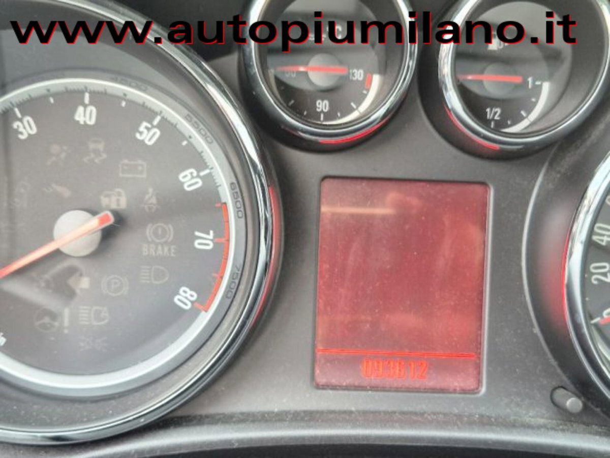 Opel Astra 1.4 100CV 5 porte Elective (5)