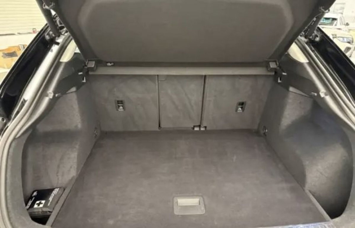 Audi Q3 Sportback 35 TDI quattro S tronic S line edition (10)