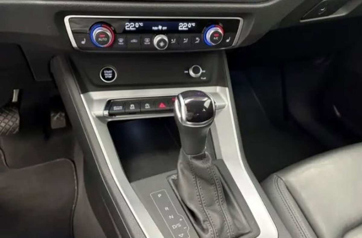 Audi Q3 Sportback 35 TDI quattro S tronic S line edition (11)