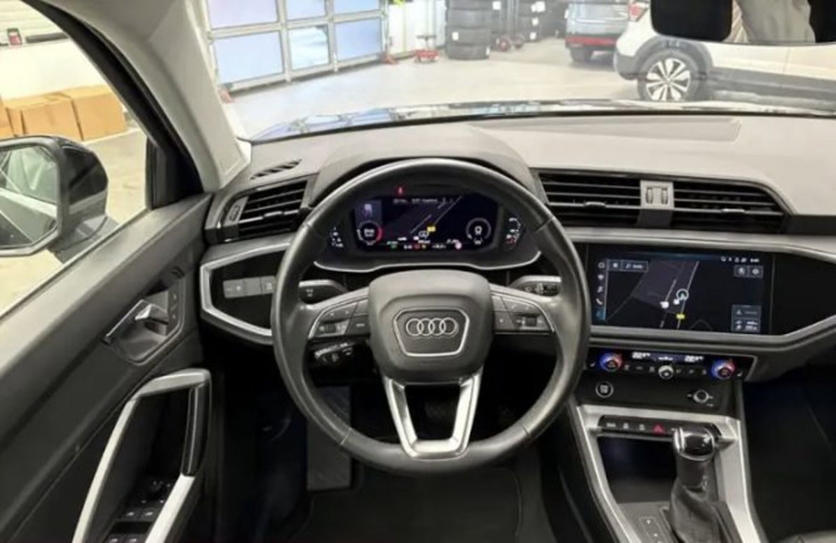 Audi Q3 Sportback 35 TDI quattro S tronic S line edition (14)