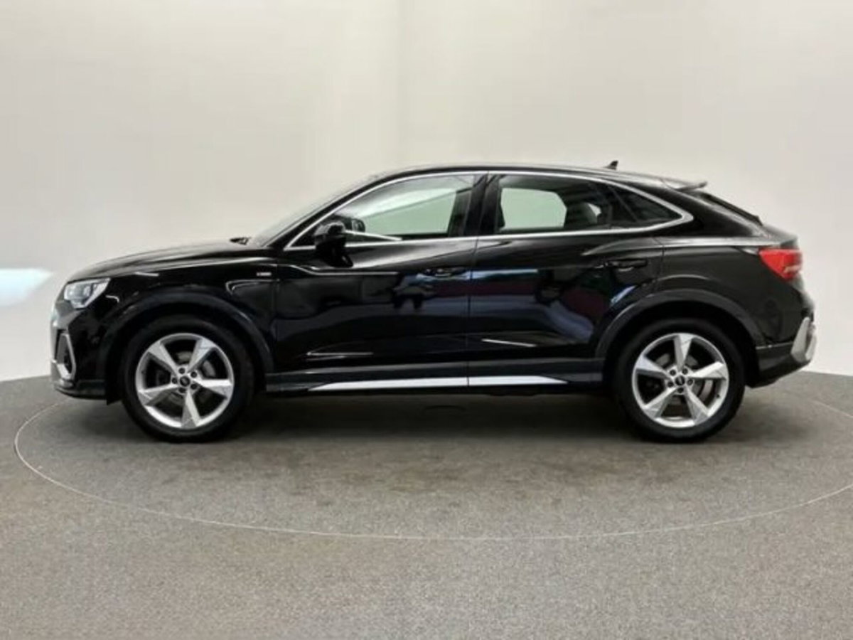 Audi Q3 Sportback 35 TDI quattro S tronic S line edition (3)