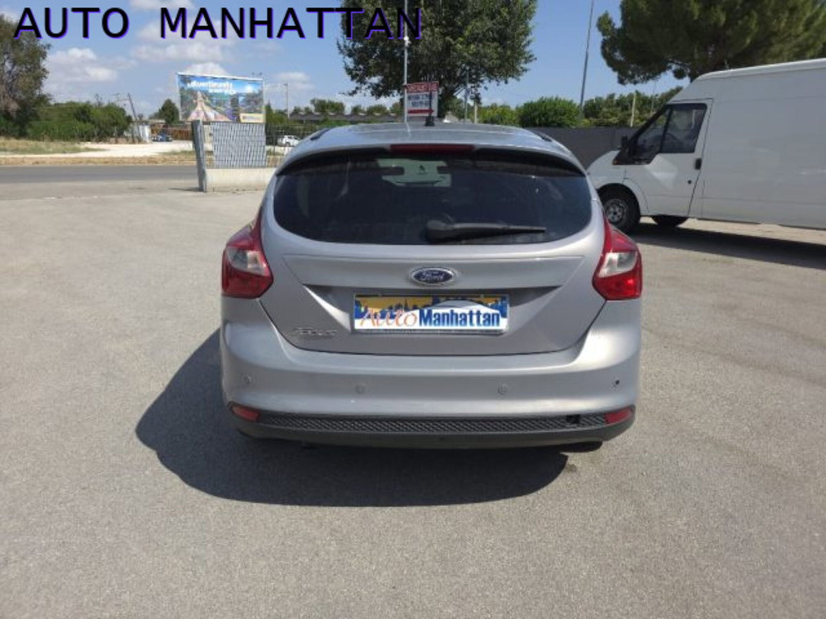 Ford Focus 1.6 TDCi 115 CV Titanium (2)