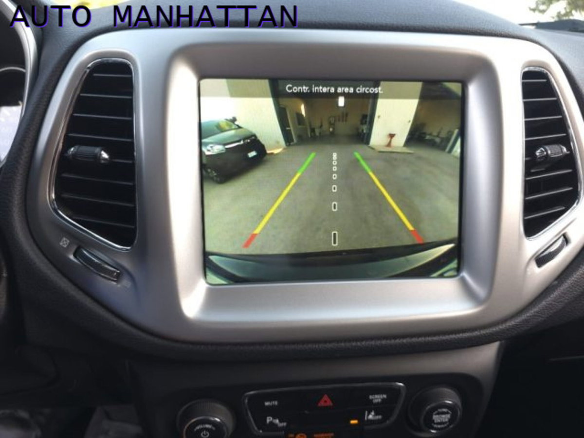 Jeep Compass 1.6 Multijet II 2WD Business (12)