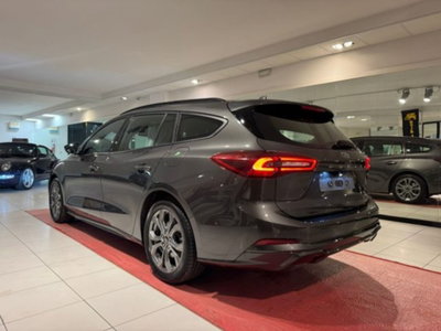 Ford Focus Station Wagon 1.0 EcoBoost Hybrid 125 CV Powershift SW ST-Line Style (5)
