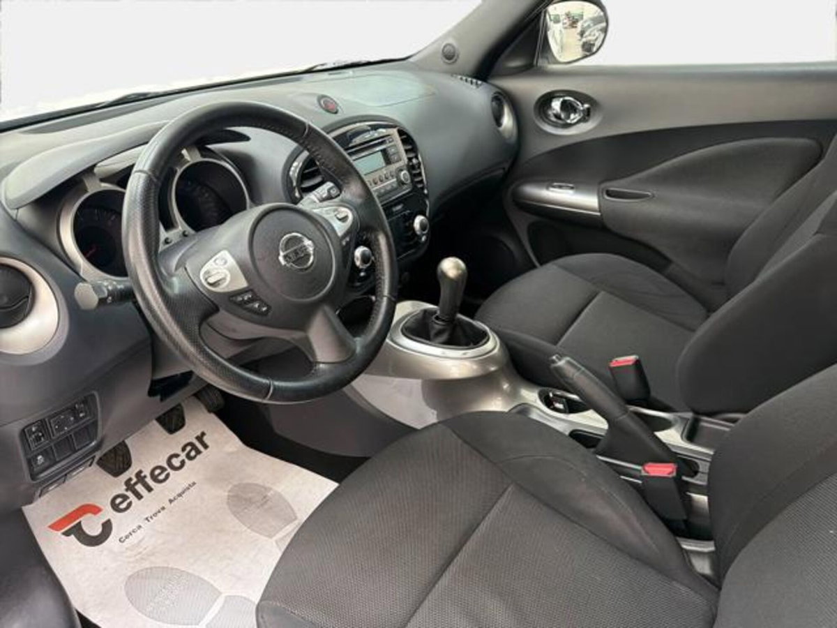 Nissan Juke 1.6 Visia (7)