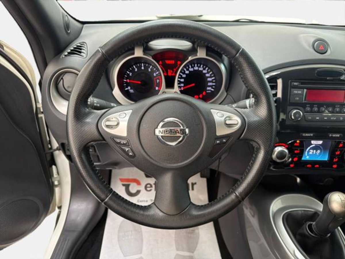 Nissan Juke 1.6 Visia (8)