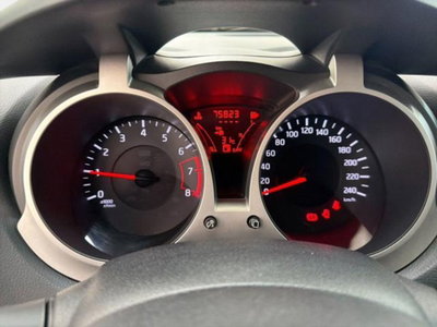 Nissan Juke 1.6 Visia (9)