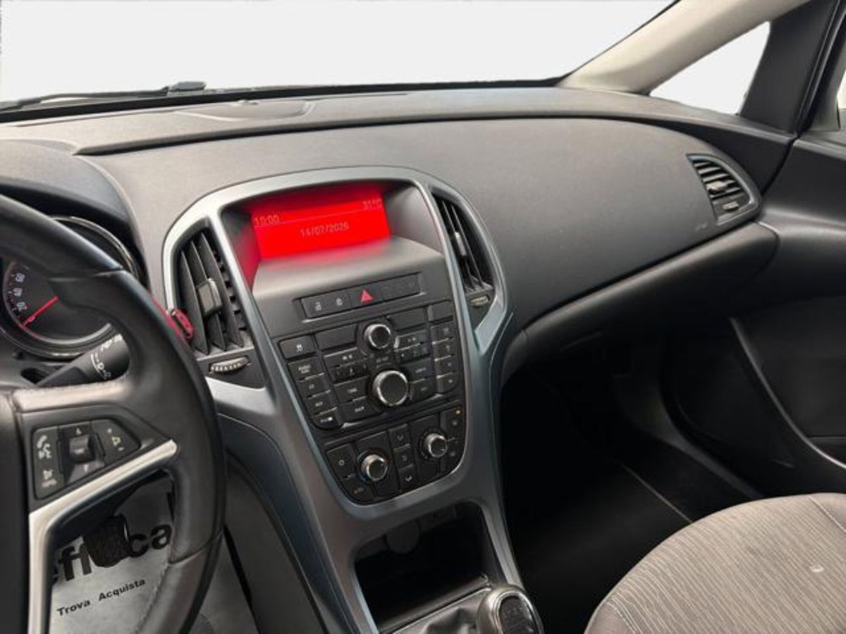 Opel Astra Station Wagon 1.7 CDTI 110CV Sports Cosmo (10)
