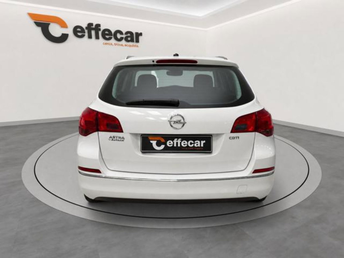 Opel Astra Station Wagon 1.7 CDTI 110CV Sports Cosmo (5)