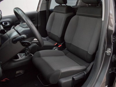 Citroen C3 BlueHDi 100 S&S Van Feel (10)